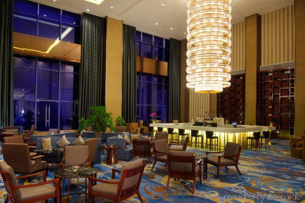 Xiandai Gloria Grand Hotel Чанша Экстерьер фото
